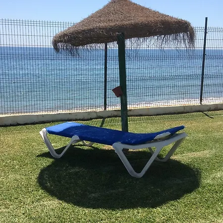 Mansion Alhamar - 2 Bedroom, Frontline Beach, Mountain Views, Full Size Pool, Tennis Courts, Close To Shops, On-site Bar & Chiringuito Appartement