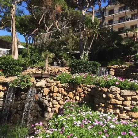 Mansion Alhamar - 2 Bedroom, Frontline Beach, Mountain Views, Full Size Pool, Tennis Courts, Close To Shops, On-site Bar & Chiringuito Apartment