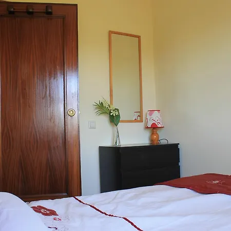 Apartment Mansion Alhamar - 2 Bedroom, Frontline Beach, Mountain Views, Full Size Pool, Tennis Courts, Close To Shops, On-site Bar & Chiringuito *