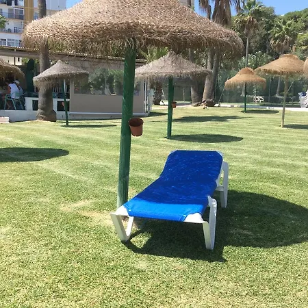 Mansion Alhamar - 2 Bedroom, Frontline Beach, Mountain Views, Full Size Pool, Tennis Courts, Close To Shops, On-site Bar & Chiringuito