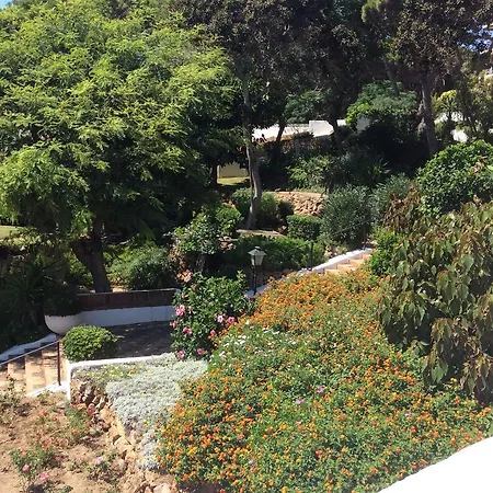 Mansion Alhamar - 2 Bedroom, Frontline Beach, Mountain Views, Full Size Pool, Tennis Courts, Close To Shops, On-site Bar & Chiringuito * Sitio de Calahonda