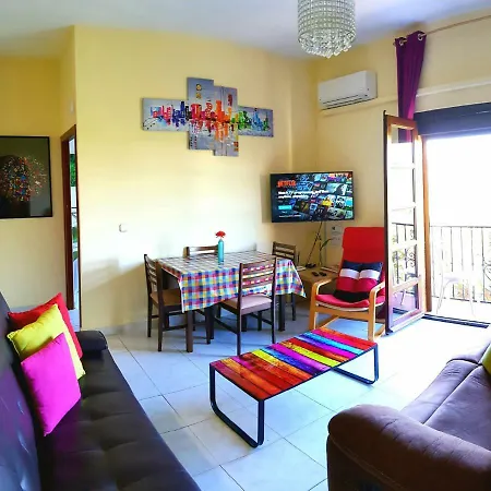 Mansion Alhamar - 2 Bedroom, Frontline Beach, Mountain Views, Full Size Pool, Tennis Courts, Close To Shops, On-site Bar & Chiringuito * Sitio de Calahonda